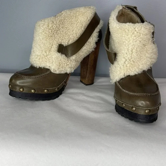 TOPSHOP Unique Sherling Cuff Leather Booties Olive Green Platform Boho Size 8.5 - Picture 15 of 15